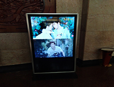 北京某招待所55寸立式廣告機展示項目