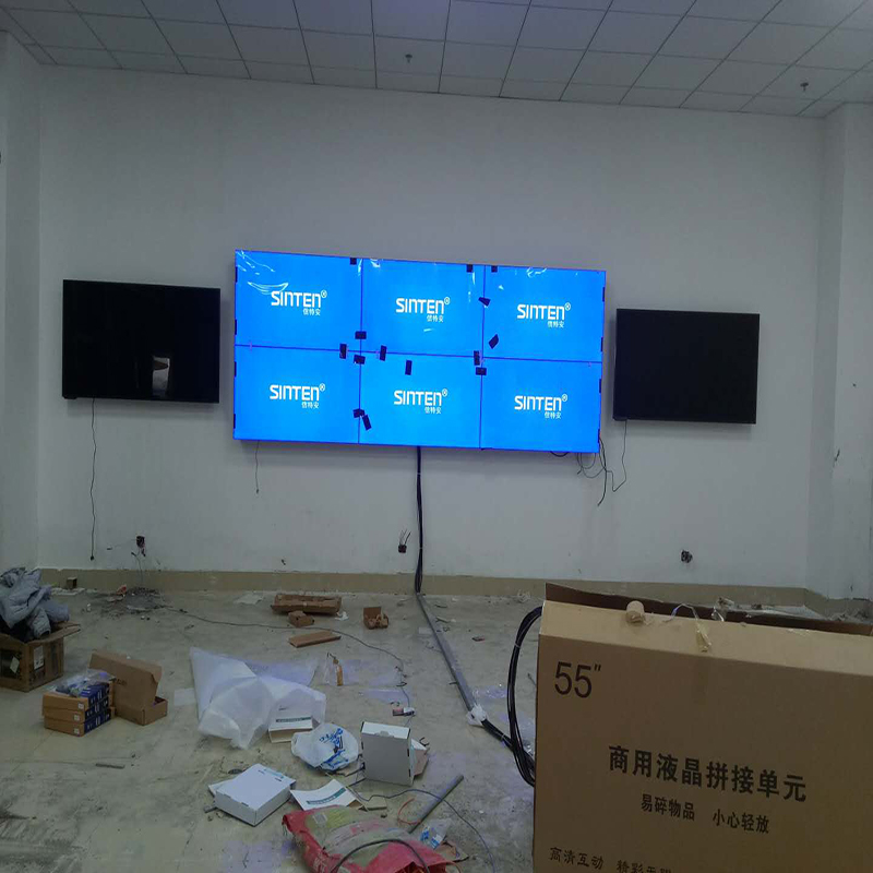 55寸液晶拼接屏入駐湛江高鐵站